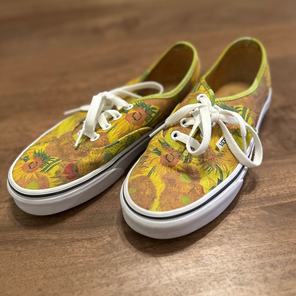 NWOT *RARE* Van Gogh Sunflowers Vans Size 6.5